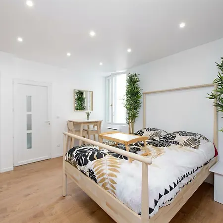 Dreamy And Charming Studio Near Paris Apartamento