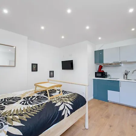 Dreamy And Charming Studio Near Paris * Saint-Ouen (Seine-Saint-Denis)