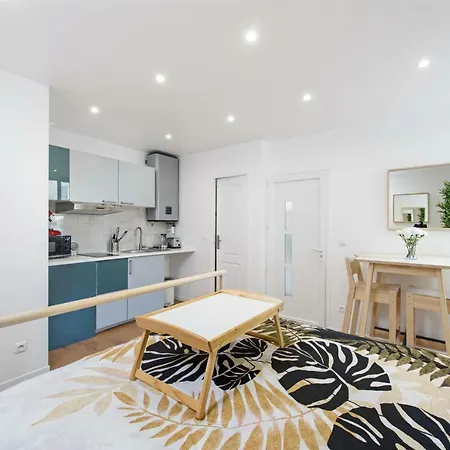 Dreamy And Charming Studio Near Paris